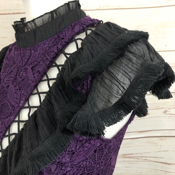 Victorian Western Lace Formal Cutout Dress - Picture 7 of 7